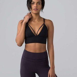 black lululemon pushing the limits sports bra